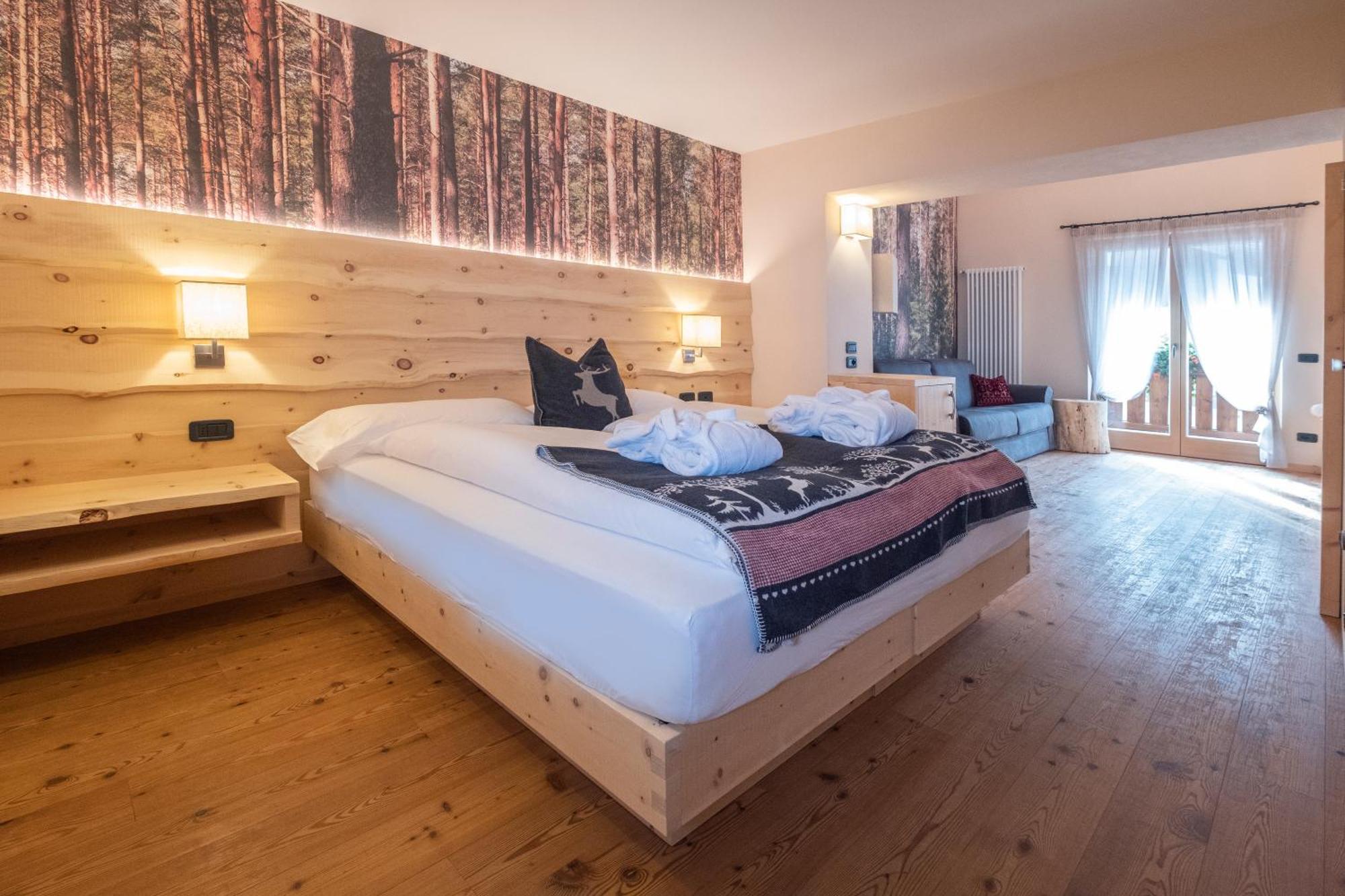 Hotel Nele Ziano di Fiemme Exteriör bild