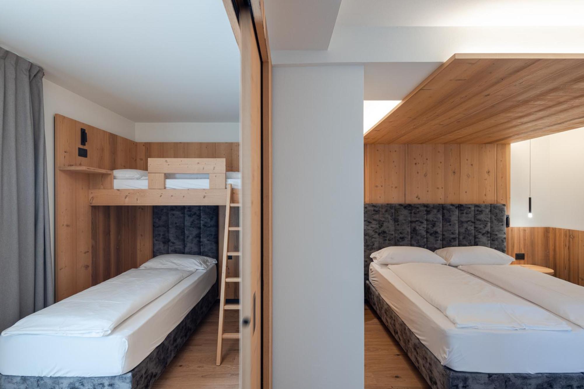 Hotel Nele Ziano di Fiemme Rum bild