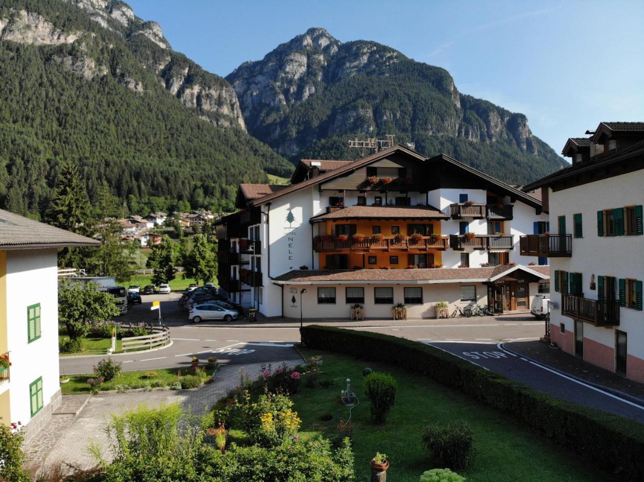 Hotel Nele Ziano di Fiemme Exteriör bild